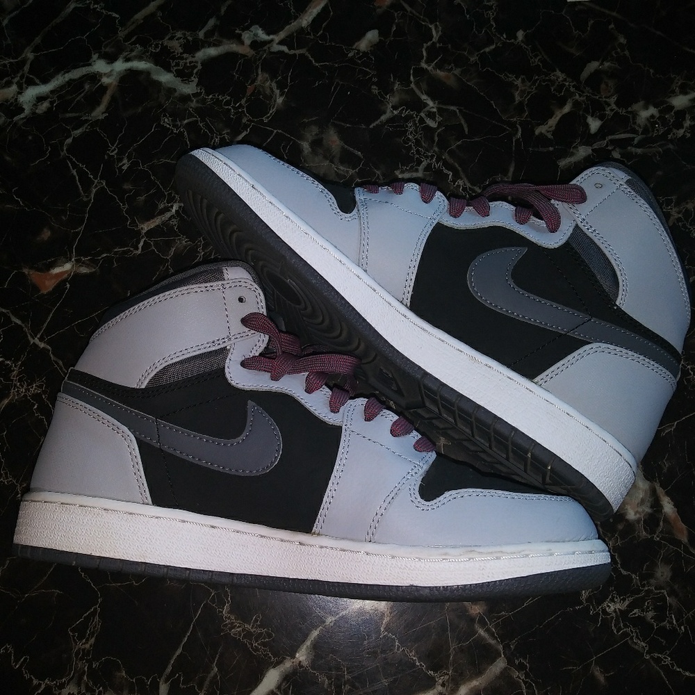 Girl shoes